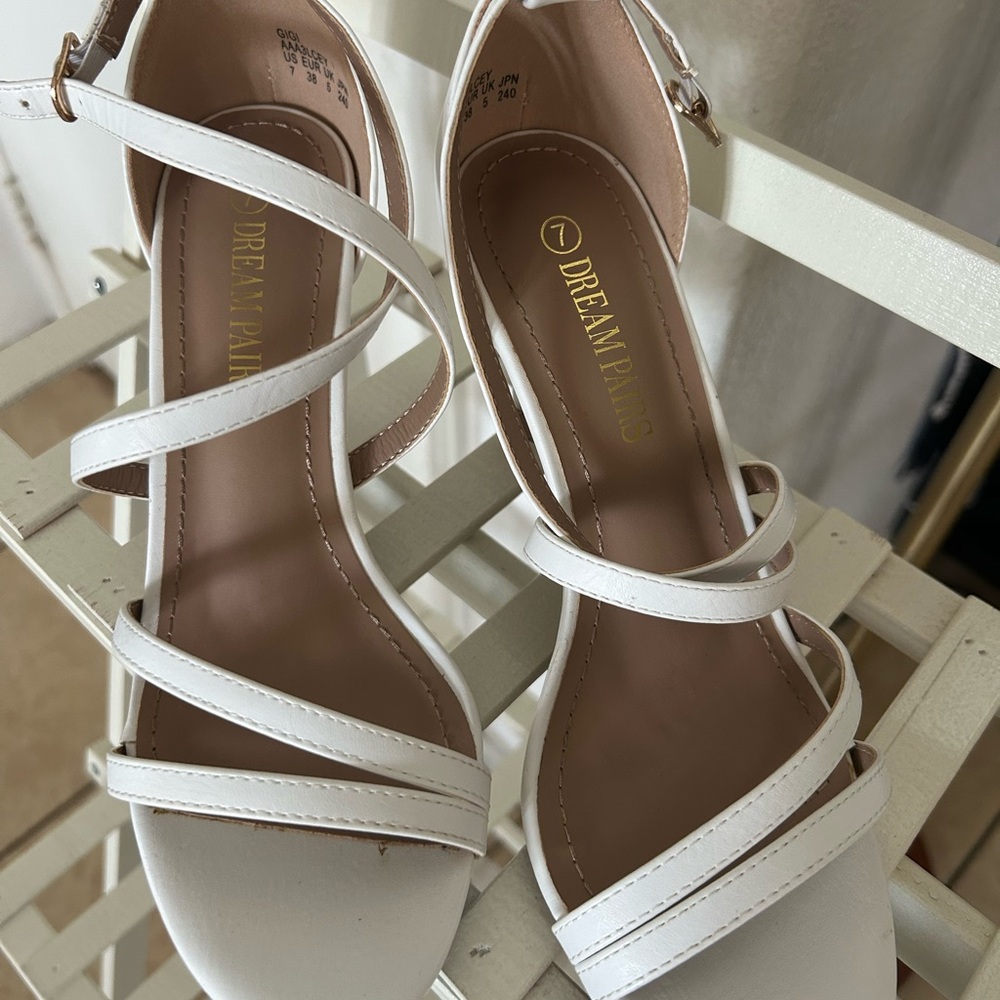 Dream Pairs White Strappy Low Block Heel Sandals